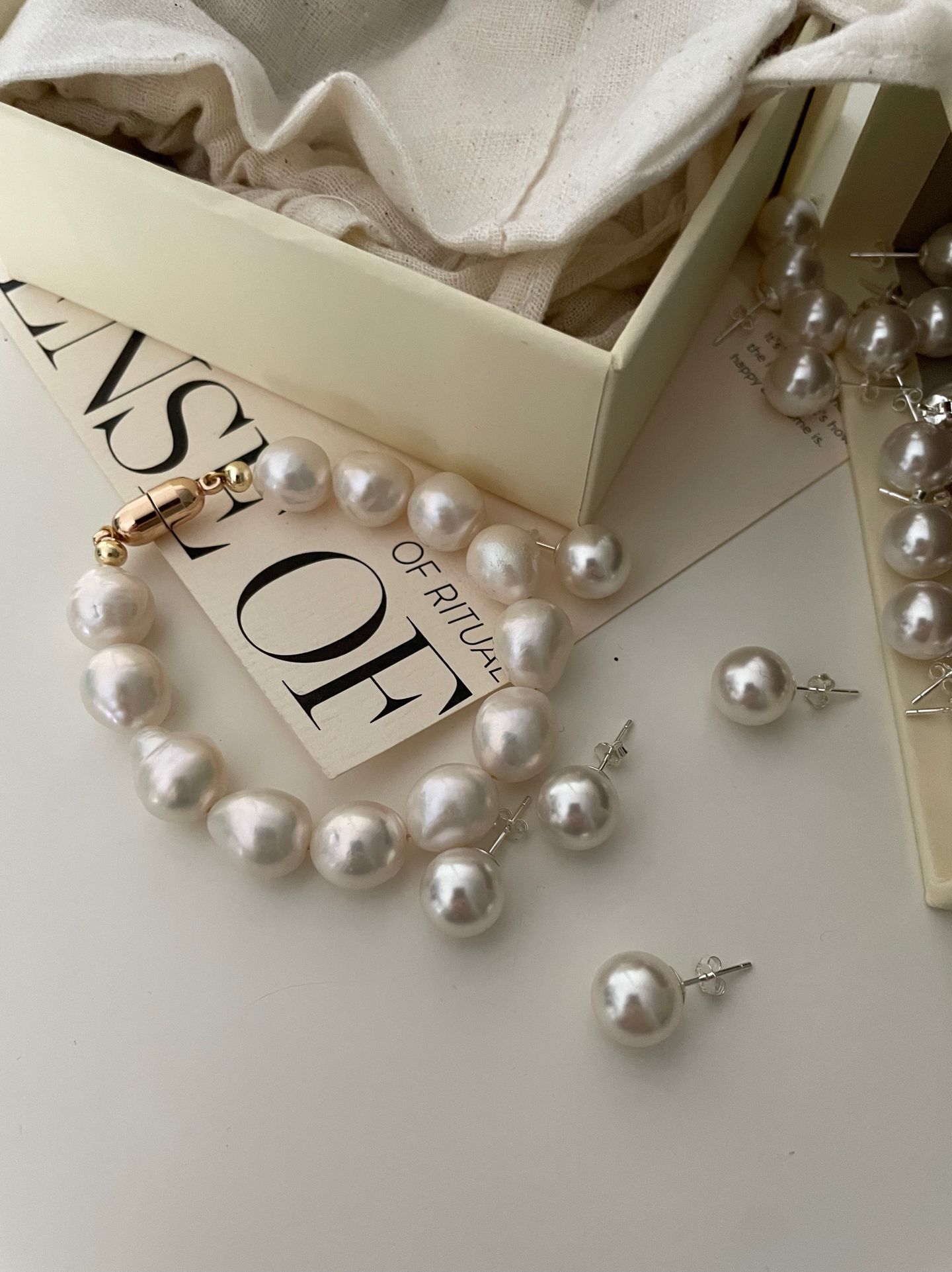 14k gold filled edison pearl bracelet 14k gold filled edison pearl bracelet
