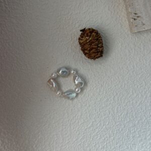 sun & moon small pearl stretch ring