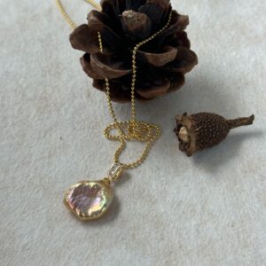 cute golden petal baroque pearl necklace | 18k gold plated beaded chain | 41cm